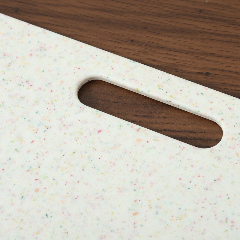 plastic cutting boards