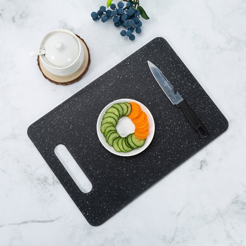 plastic cutting boards