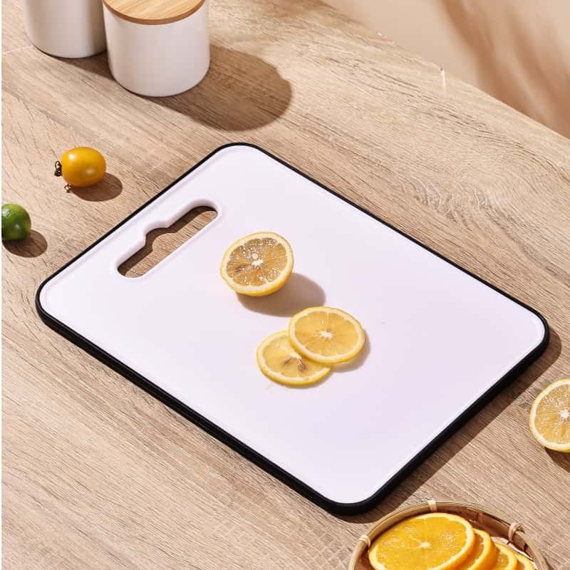 Planche à découper en plastique double face pour la cuisine